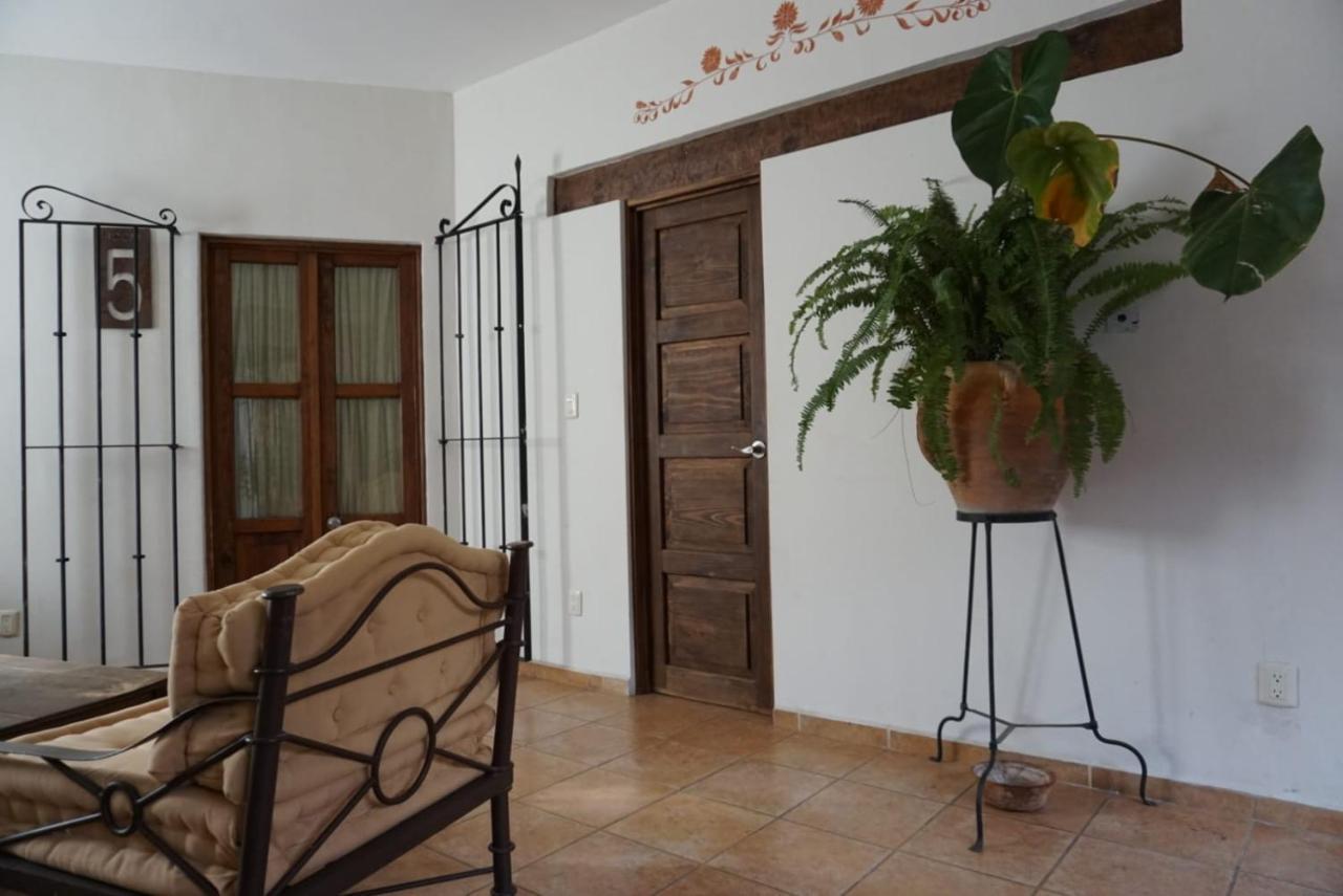 Alojamiento Jalatlaco - Car Rental! Estacionamiento En La Calle Sujeto A Disponibilidad Oaxaca Екстер'єр фото
